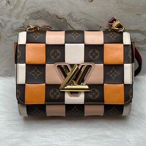 SOLD #1803CL LV Limited edition Twist